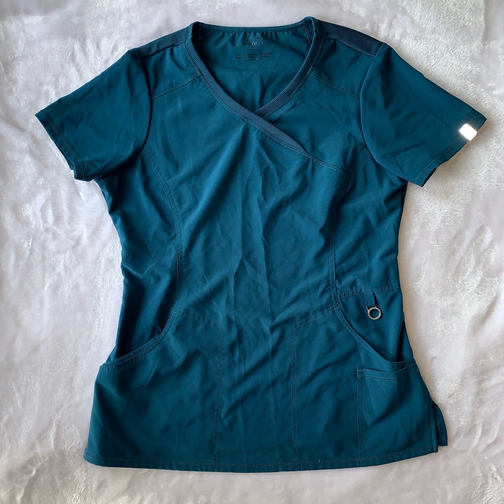Scrub top